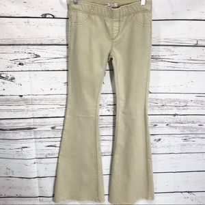 Free People • The Free Penny Pull On Flare Jean